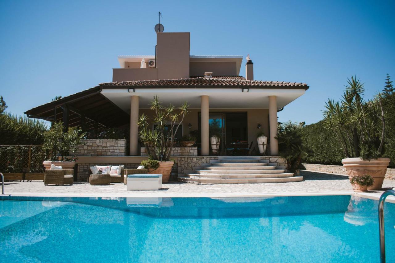 Villa Pietra Bianca Trani Esterno foto